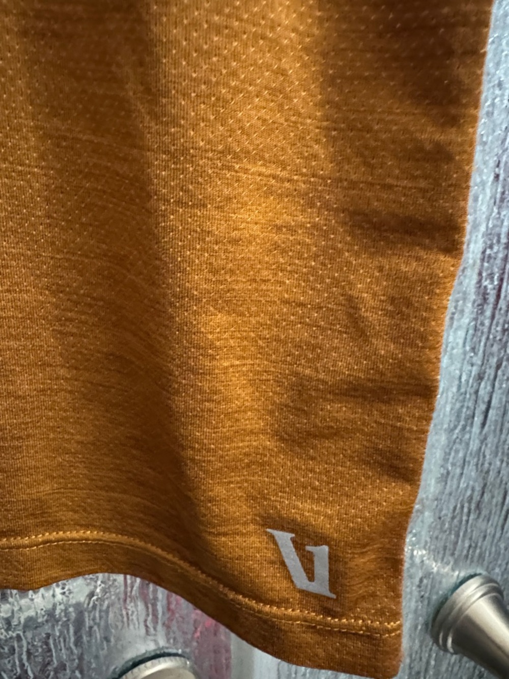 Vuori Zephyr Mesh Performance Tshirt - Picture 4 of 4